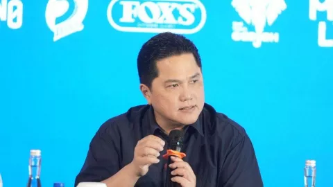 Dapat Peringatan dari FIFA, Erick Thohir Lepas Jabatan Ketua Komite Wasit - GenPI.co