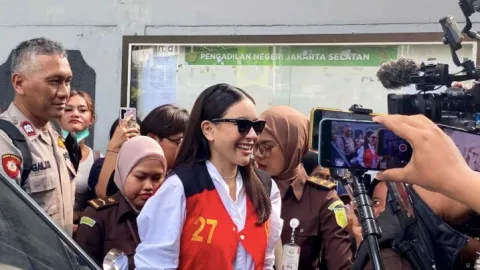 Pengusaha Skincare Bantah Atur Aparat Sidang Nikita Mirzani vs Reza Gladys - GenPI.co