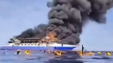 Pemkab Minut Kerahkan 11 Ambulans dan Tenaga Medis Bantu Korban KM Barcelona - GenPI.co