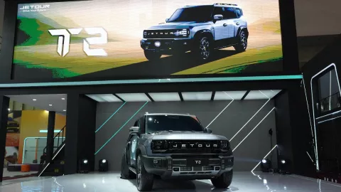 JETOUR T2 Setir Kanan di GIIAS 2025, Tampilan Ikonik untuk Petualang Modern - GenPI.co