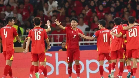 Juara Piala AFF U-23 2025 di SUGBK, Vietnam Ukir Rekor - GenPI.co
