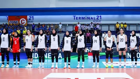 Dihajar Thailand, Timnas Voli Putri Indonesia Mulai Akrab dengan Juru Kunci - GenPI.co