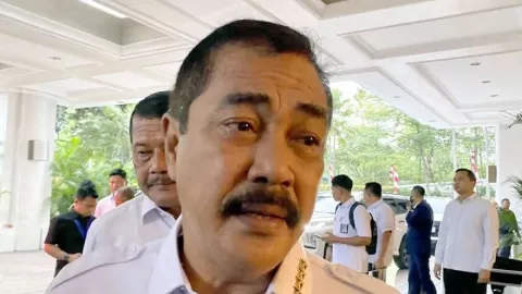 Menteri Imipas Tunggu Langkah Malaysia Soal Riza Chalid - GenPI.co