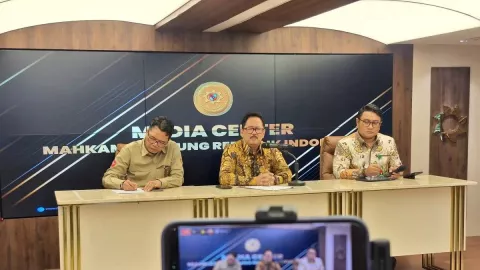 Tom Lembong Gugat Etika Hakim, MA: Sudah Bersertifikat dan Penuhi Syarat Tipikor - GenPI.co