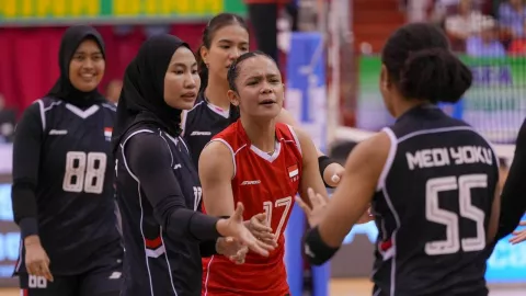 Timnas Voli Putri Indonesia Hancur di SEA V League 2025, Manajer Sorot Mental - GenPI.co