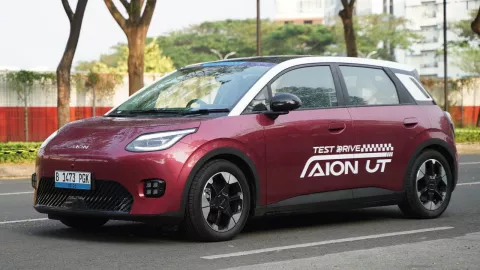 Performa dan Kenyamanan Premium, AION UT Raih Gelar Most Driven EV - GenPI.co