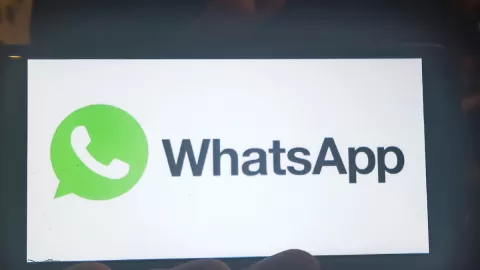 WhatsApp dan Instagram Down, Pakar Telematika Ungkap Ini - GenPI.co
