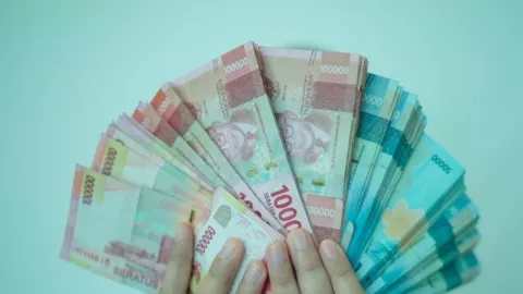 2 Data Ekonomi Indonesia Jempolan, Kurs Rupiah/USD Menguat - GenPI.co