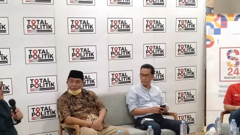 Kritisi Arief Poyuono, Refly Sebut Pakem Presiden Jawa Usang - GenPI.co