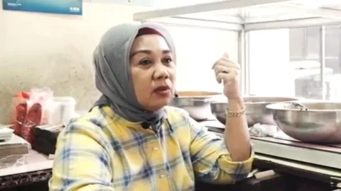 Ambruk Karena Pandemi, Warung Pojok Ibu Suro Bangkit Lagi - GenPI.co