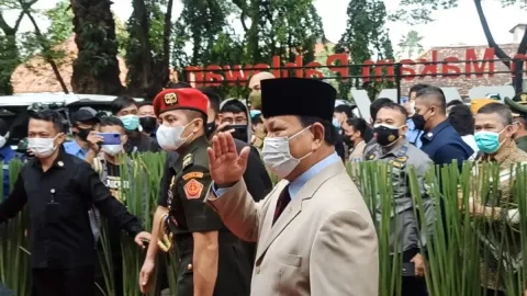 Lebaran Bangun Kekuatan, Prabowo-Erick Thohir Pasangan Ideal - GenPI.co