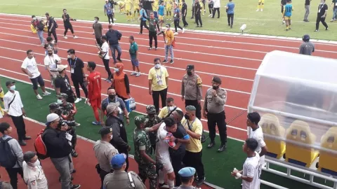 Liga 3: Pelatih Belitong FC Ngamuk Lawan Persikota, Sebut Rasis - GenPI.co