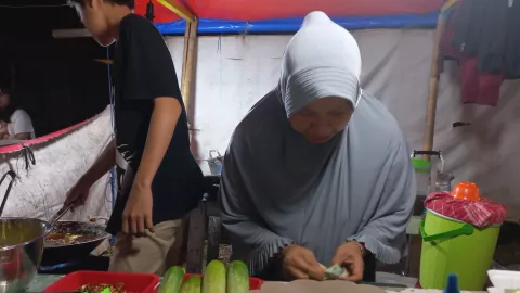 Minyak Goreng Langka, Penjual Ayam Geprek Bikin Strategi Jitu - GenPI.co