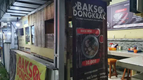Harga Daging Sapi Naik, Penjual Bakso Curhat Jadi Tukang Parkir - GenPI.co
