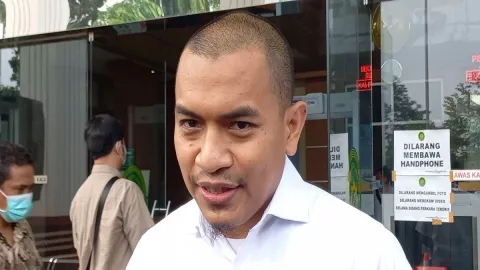 Mendadak Munarman Ucap Siap Dihukum, Aziz Yanuar Bongkar Ini - GenPI.co