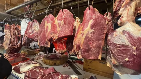 Harga Daging Lebihi Rp 150 Ribu, Warga Layangkan Protes - GenPI.co