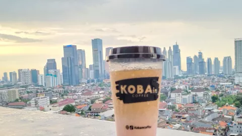 Enjoy Langit Jakarta, Mampir KOBAin Coffee, Seru Banget - GenPI.co