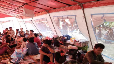 Korban Kebakaran Pasar Gembrong Mulai Resah - GenPI.co
