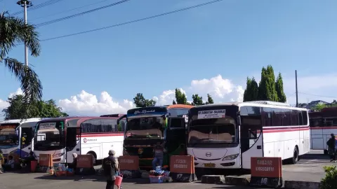 Penumpang Tiba di Terminal Kampung Rambutan Turun Drastis - GenPI.co