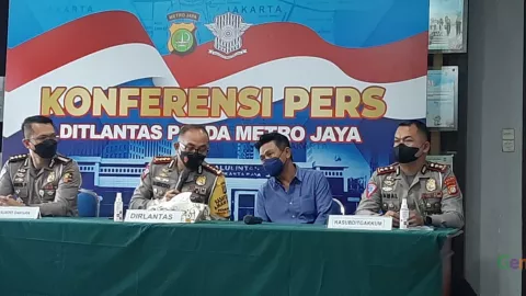Tanpa Pengadilan, Polisi Langsung Sanksi Para Pesepatu Roda Nekat - GenPI.co