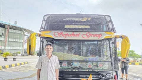Cerita Suka Duka Sopir Bus AKAP Trayek Jakarta-Aceh - GenPI.co