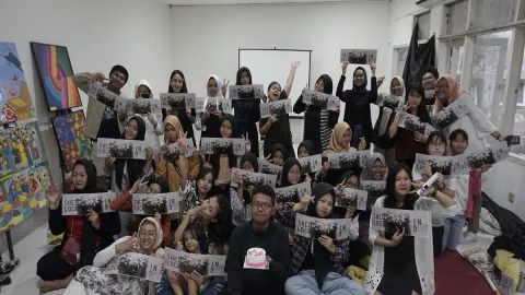 Komunitas Moa Semarang FanbaseBoy Group TXT, Rajin Koleksi Album - GenPI.co
