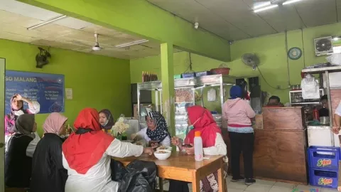 Bakso Malang Enak di Ciledug, Ini Tempatnya, Kuahnya Segar - GenPI.co