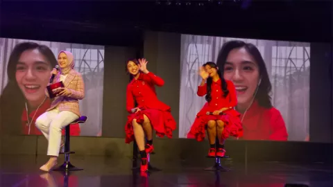 Gaby JKT48 Ajak Melody Menari di Konser Kelulusannya - GenPI.co