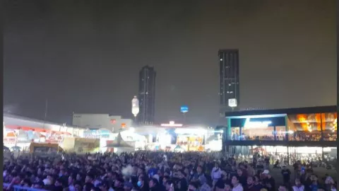 Ribuan Penggemar Tipe-X Antusias Padati Konser di PRJ 2022 - GenPI.co
