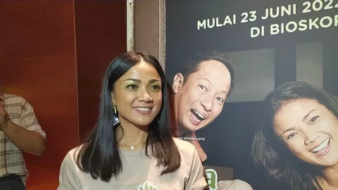Nirina Zubir Ribut dengan Pengacara, Zaskia Adya Mecca Ikut Emosi - GenPI.co