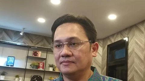 Farhat Abbas Sebut Lesti Kejora Lebih Parah dari Baim Wong - GenPI.co