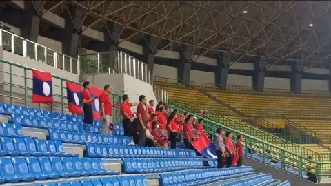Laos U-19 Didukung Fans Fanatik, Thailand Tertunduk Lesu - GenPI.co