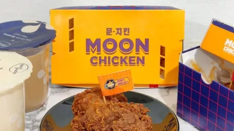 Penasaran Makan Ayam Goreng ala Korea? Coba Moon Chicken, Yuk! - GenPI.co