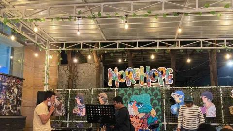 Morehope Cafe Suguhkan Tempat Nongkrong Bernuansa NFT - GenPI.co