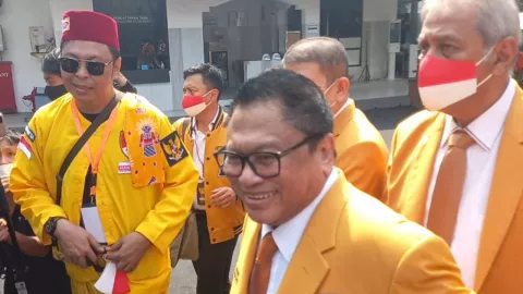 Partai Hanura Sengaja Belum Tentukan Sikap soal Capres 2024, Semua Siap-siap Saja - GenPI.co