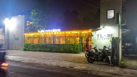 Tempat Nongkrong Tangerang Selatan, ke Flore Cafe & Resto Kuy - GenPI.co