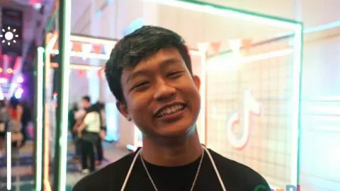 Paris Fernandes, Pemuda Binjai yang Sukses Jadi Konten Kreator Populer di TikTok - GenPI.co