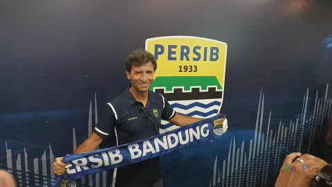 Gabung ke Persib Bandung, Luis Milla Ungkap Alasannya - GenPI.co