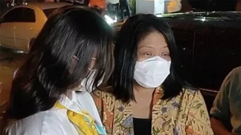 Febri Diansyah Tegaskan Putri Candrawathi Jalani Wajib Lapor ke Bareskrim Polri Besok - GenPI.co