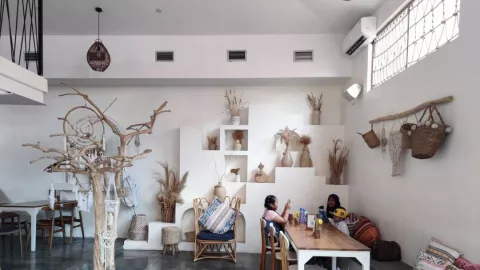 Kalluna Jogya, Kafe Instagramable di Jogjakarta untuk Foto OOTD - GenPI.co