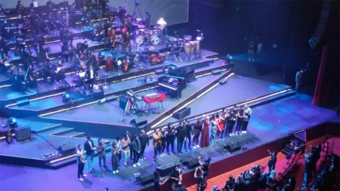 Indra Lesmana Sukses Gelar Konser Tunggal di Jakarta, Keren! - GenPI.co