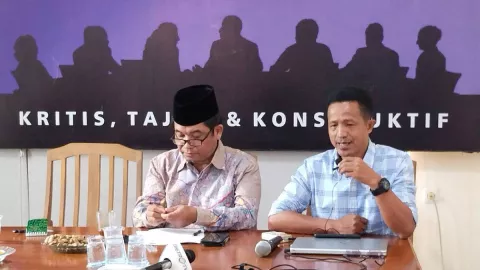 Formappi Sindir Keras Sekjen DPR Indra Iskandar, Begini Kalimatnya - GenPI.co