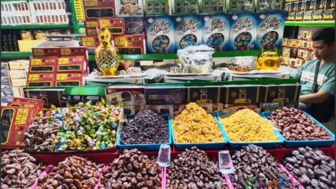 Penjualan Landai, Pedagang Kurma Akui Omzet Meningkat Pesat Saat Ramadan - GenPI.co