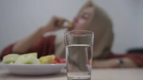 5 Tanda Kamu Kurang Minum Air Putih, Jangan Sepelekan Kalau Tak Mau Menyesal - GenPI.co