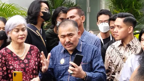 Febri Diansyah Jadi Pengacara Putri Candrawathi, Kamaruddin Simanjuntak: Ada Amplop! - GenPI.co