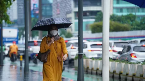 Jakbar, Jaksel dan Jaktim Diprediksi Hujan pada Sabtu Siang dan Sore Ini, Waspadalah! - GenPI.co