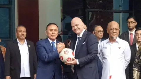 PSTI: PSSI Jangan Berlindung dengan Kedatangan FIFA - GenPI.co