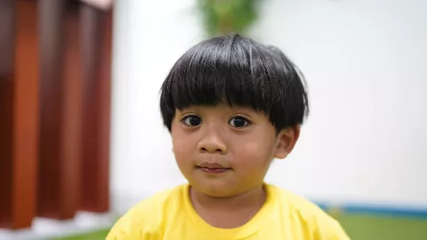 Waktu Ideal Penggunaan Gawai Oleh Anak Agar Tidak Terlambat Bicara - GenPI.co