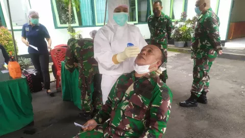Ikut Tes Usap Covid 19, Ada Apa dengan 60 Personel TNI Tabanan - GenPI.co BALI