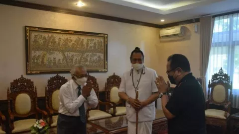 Dua Tokoh Asal Bali Dapat Penghargaan Padma Shri dari India - GenPI.co BALI